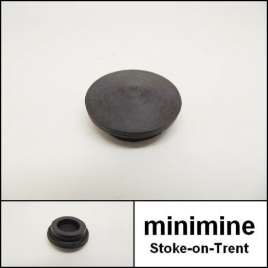 Front Wing Aerial Hole Rubber Grommet Blank